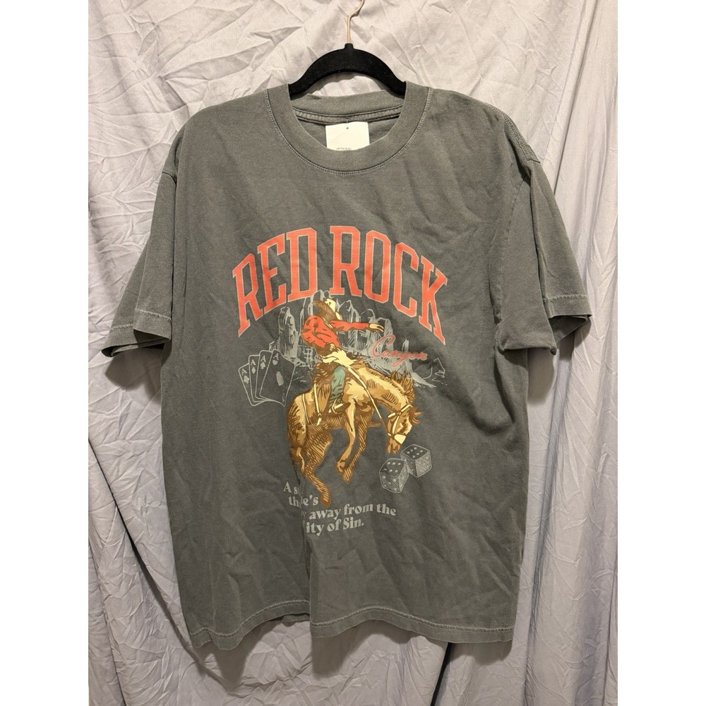 Red Rock Gray T-Shirt Size Large New with Tag